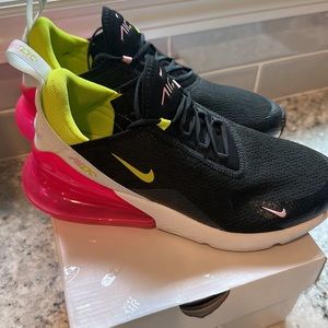 Nike AirMax 270